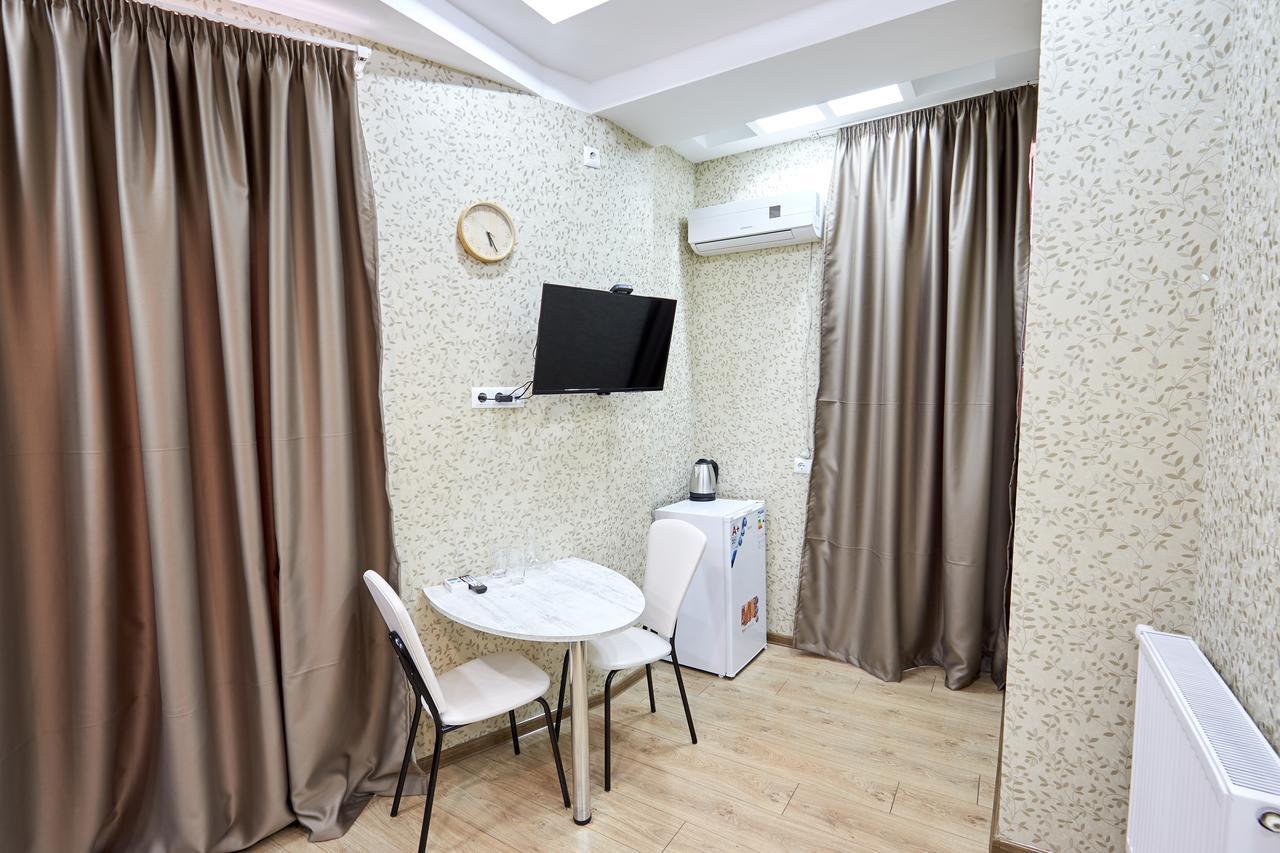 Guest Hotel Tbilisi Buitenkant foto