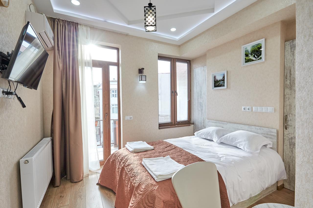 Guest Hotel Tbilisi Buitenkant foto